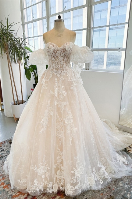 Wunderschöne Hochzeitskleider A Linie | Brautkleider mit Spitze